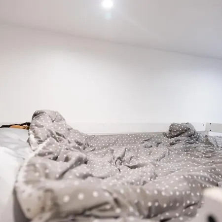 Studio 18 M With Terrace Near Belleville Апартаменты Париж